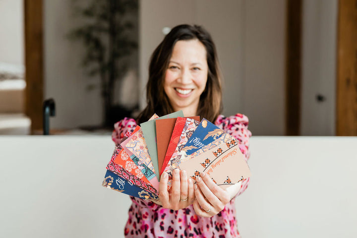 Wat geef je iemand die ‘niks nodig heeft’?                     7 kleine cadeaus die wél iets zeggen