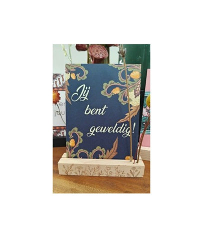 Kaarthouder met bloemen, licht hout