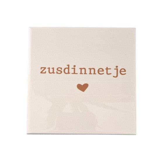 Tegeltje Zusdinnetje off white